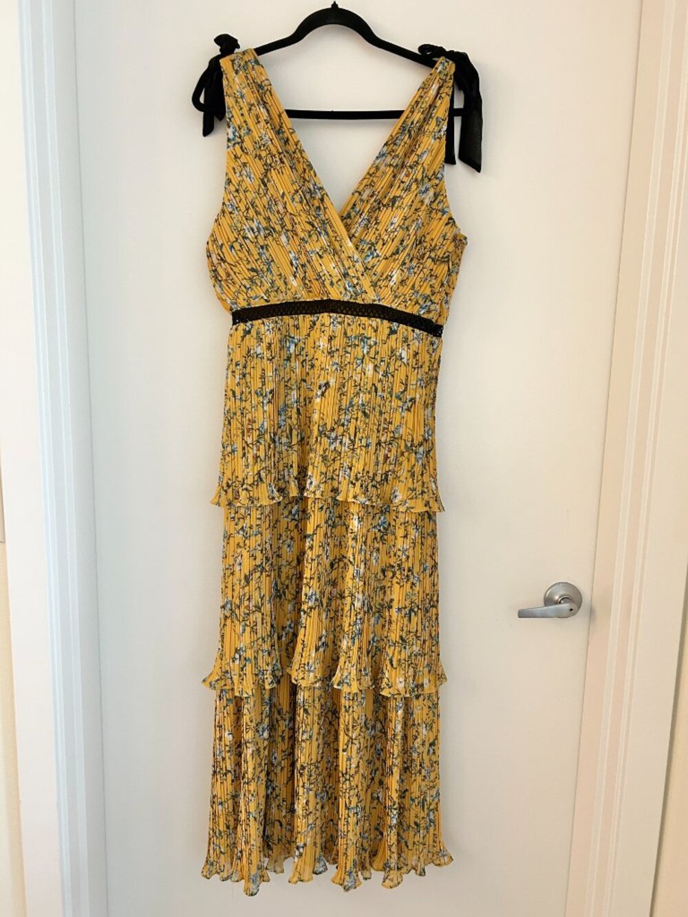 Lulus Such Sophistication Yellow Floral Print Pleated Summer Maxi Dress Size L - Picture 9 of 9
